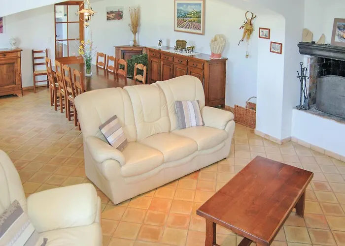 Amazing In Croix-a-lauze